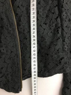 Блуза с кружевом 40 размер