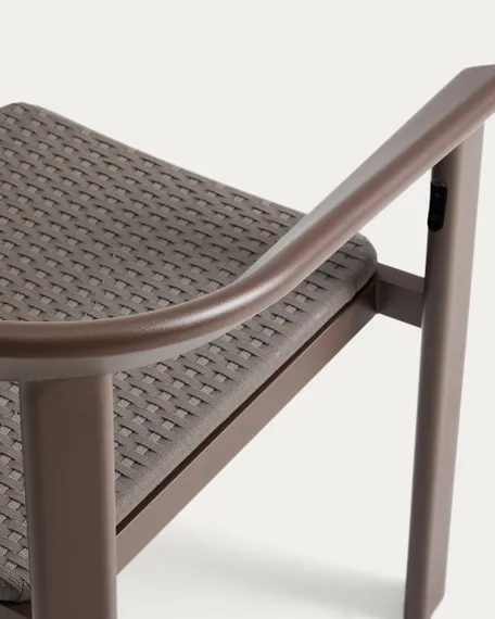 Уличный стул Erice из алюминия и шнура коричневого цвета