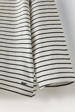 ZARA ФУТБОЛКА В ПОЛОСКУ С НАШИВКОЙ, ПОЛОСКИ