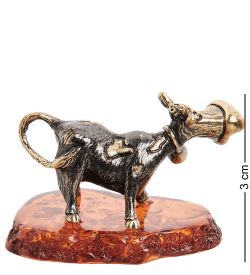 Народные промыслы AM-1788 Фигурка «Бычок» (латунь, янтарь)