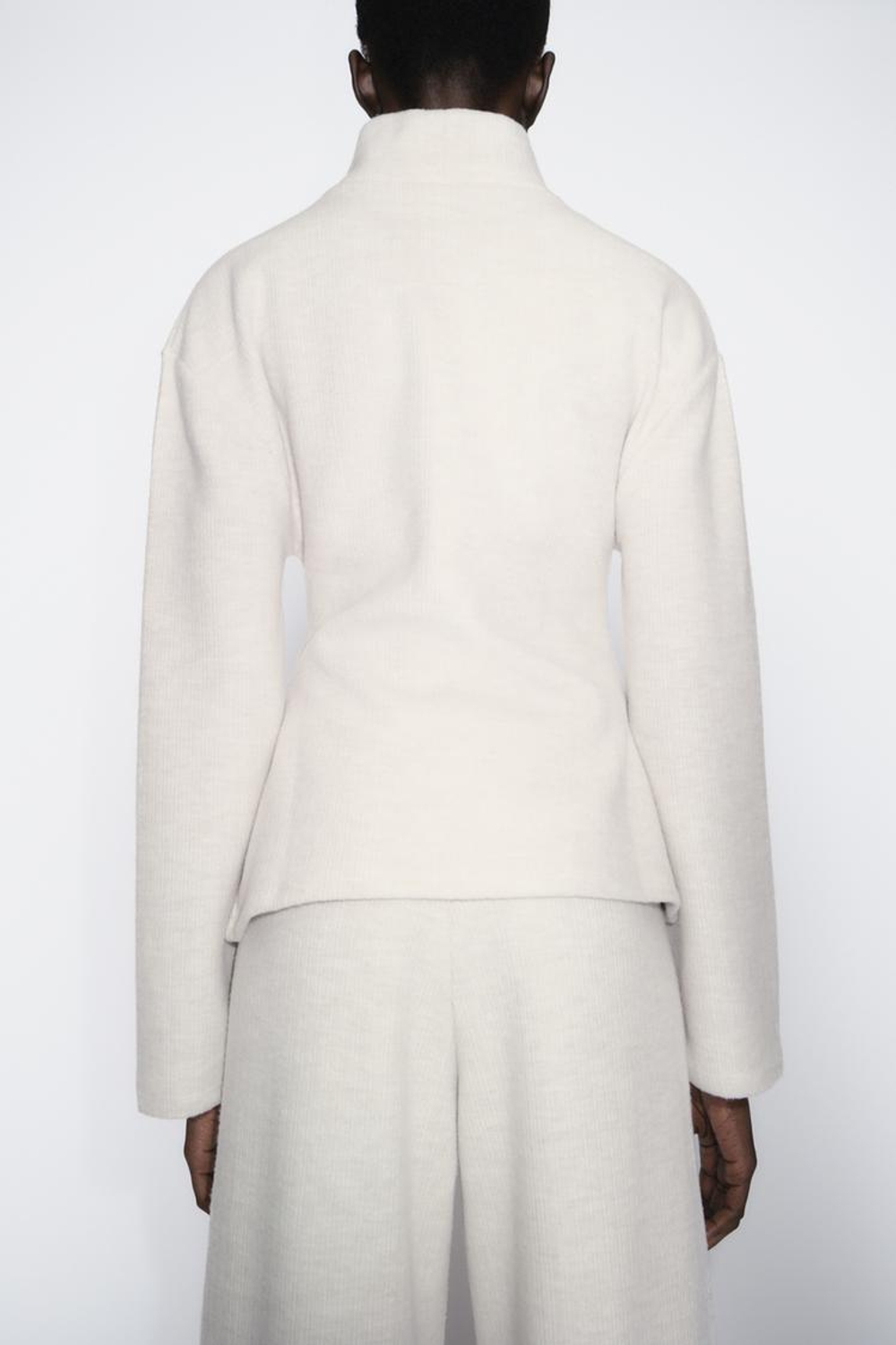 ZARA МЯГКИЙ ТОП СО СКЛАДКАМИ, БЕЖЕВЫЙ