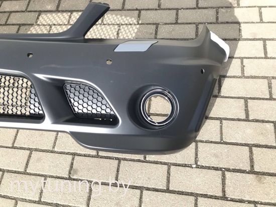 Передний бампер AMG STYLE для Mercedes C W204
