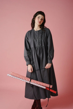 Платье с асимметричной рюшей "Герда"