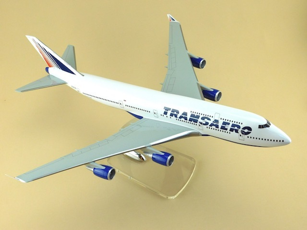 Модель самолета Boeing 747-400 (М1:144, Transaero)