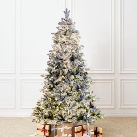 Заснеженная елка с гирляндой встроенной «Saint Paul» (Литая+пвх) 270 см / 2,7 м