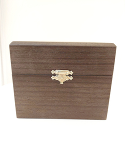 Футляр подарочный из шпона (дерево) для елочного шара