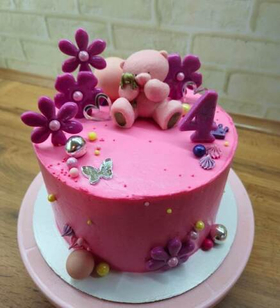 Шоколадная фигурка "Медвежонок с зайкой" цвет розовый