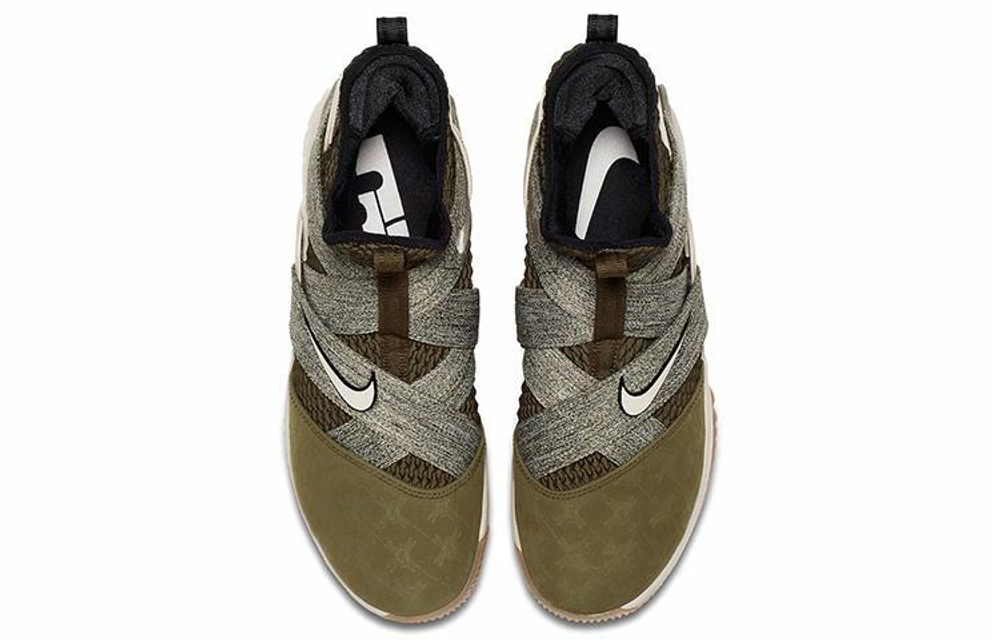 Кроссовки Nike Zoom Soldier 12