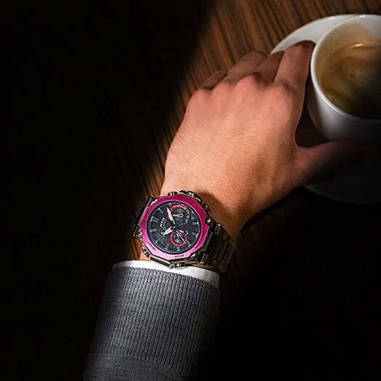 Японские наручные часы Casio G-SHOCK MTG-B2000BD-1A4 с хронографом