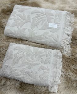 Пол Кит Бан НЕСЛИХАН