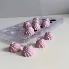 111 | Форма для шоколадных конфет (275*135 мм)