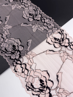 Эластичное кружево пудровое с черным ширина 22 см ОТРЕЗ 0,67 м