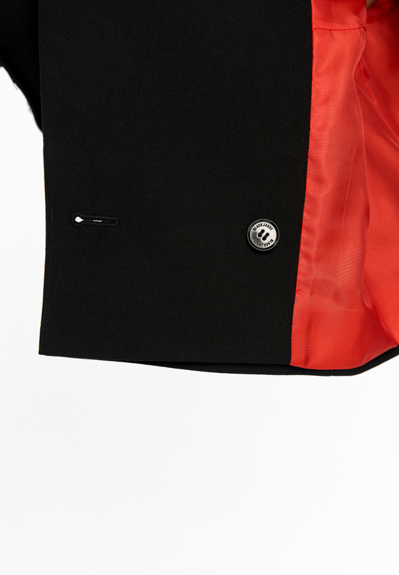 Кроп-жакет Ravelynn