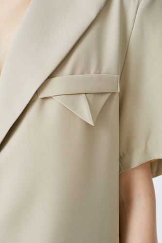 Песочный костюм с бермудами Paper moon