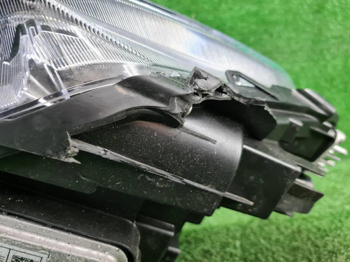 Битая Фара левая Haval Jolion (2021-н.в.) LED