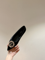 Louis Vuitton Met Flat Ballerina