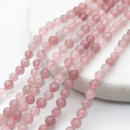 Розовый кварц граненый бусины, размер около 4,1-4,4 мм, цена за отрезок 19 см (1/2 нити)