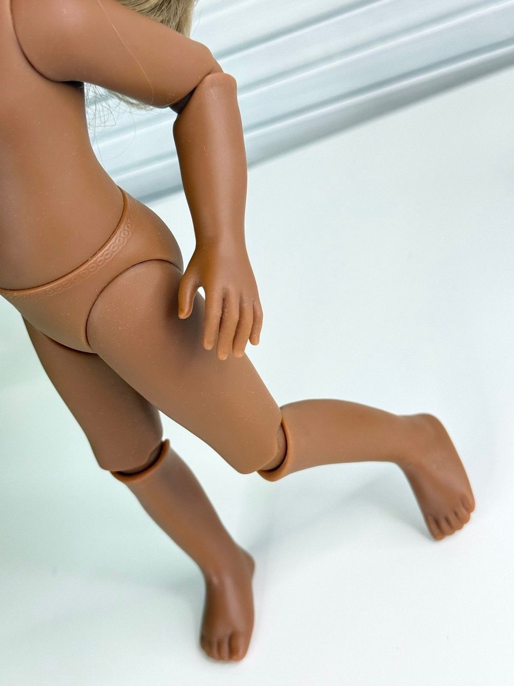 Кукла для девочки 32см Кора шарнирная (04869)