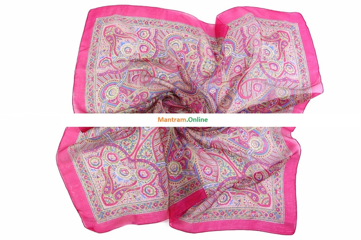 Платок материал Шелк 100% "Пионы огурцы" цвет зеленый синий розовый на персиковом с малиновой каймой 100x100см.