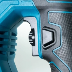 Сабельная пила Makita - надежный инструмент для точного распила различных материалов