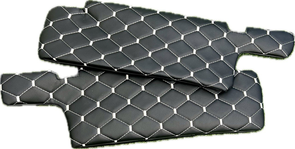 Чехлы на козырьки ВАЗ 2108, 2109, 21099, 2113, 2114, 2115 (белая нить Рубин)