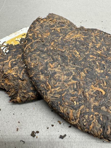 Пань лун Булан Шань Гун Тин Бин ча 2016, 357гр