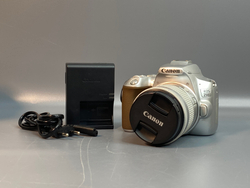 Canon 250D Kit 18-55mm STM 16.000 кадров