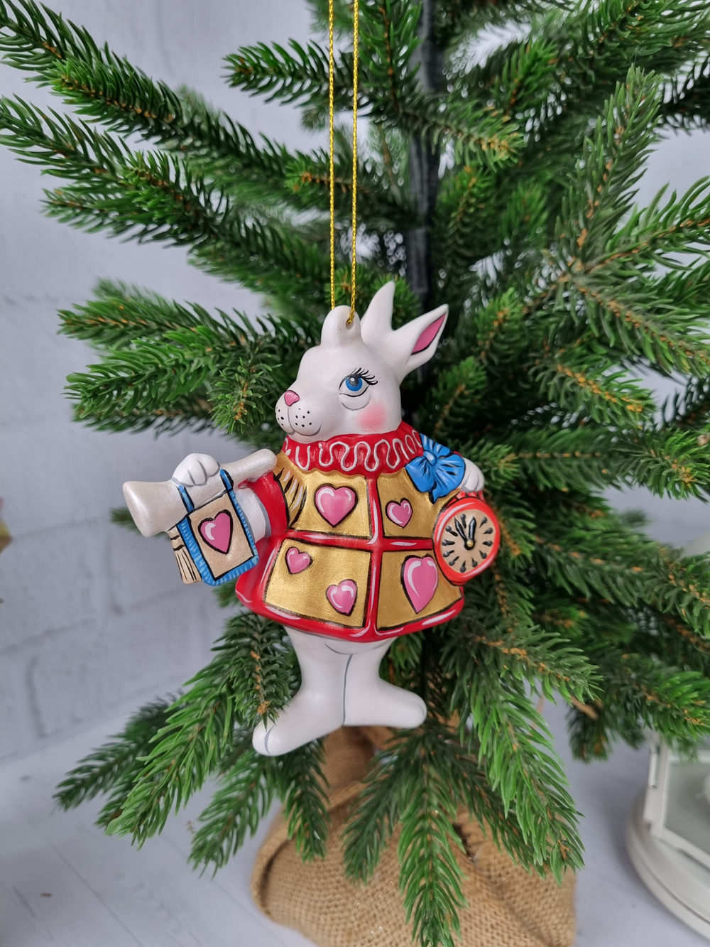 Кролик из Алисы ёлочная фарфоровая игрушка