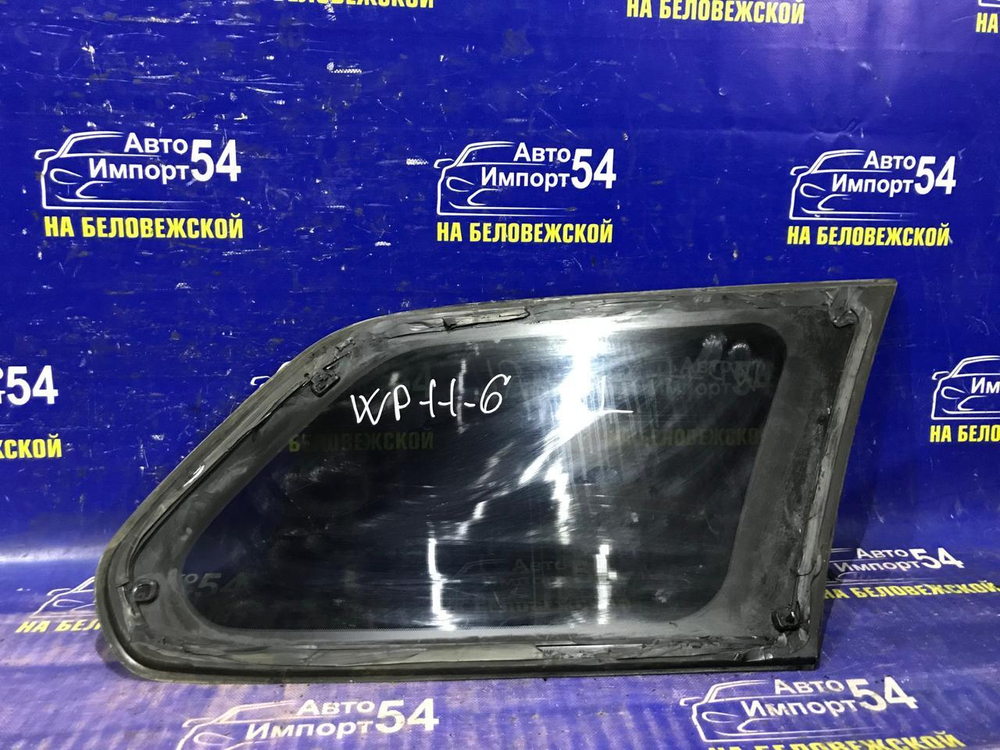Стекло багажника левое NISSAN PRIMERA 1997