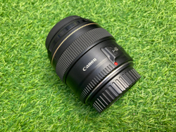 Canon EF 85mm 1.8 USM