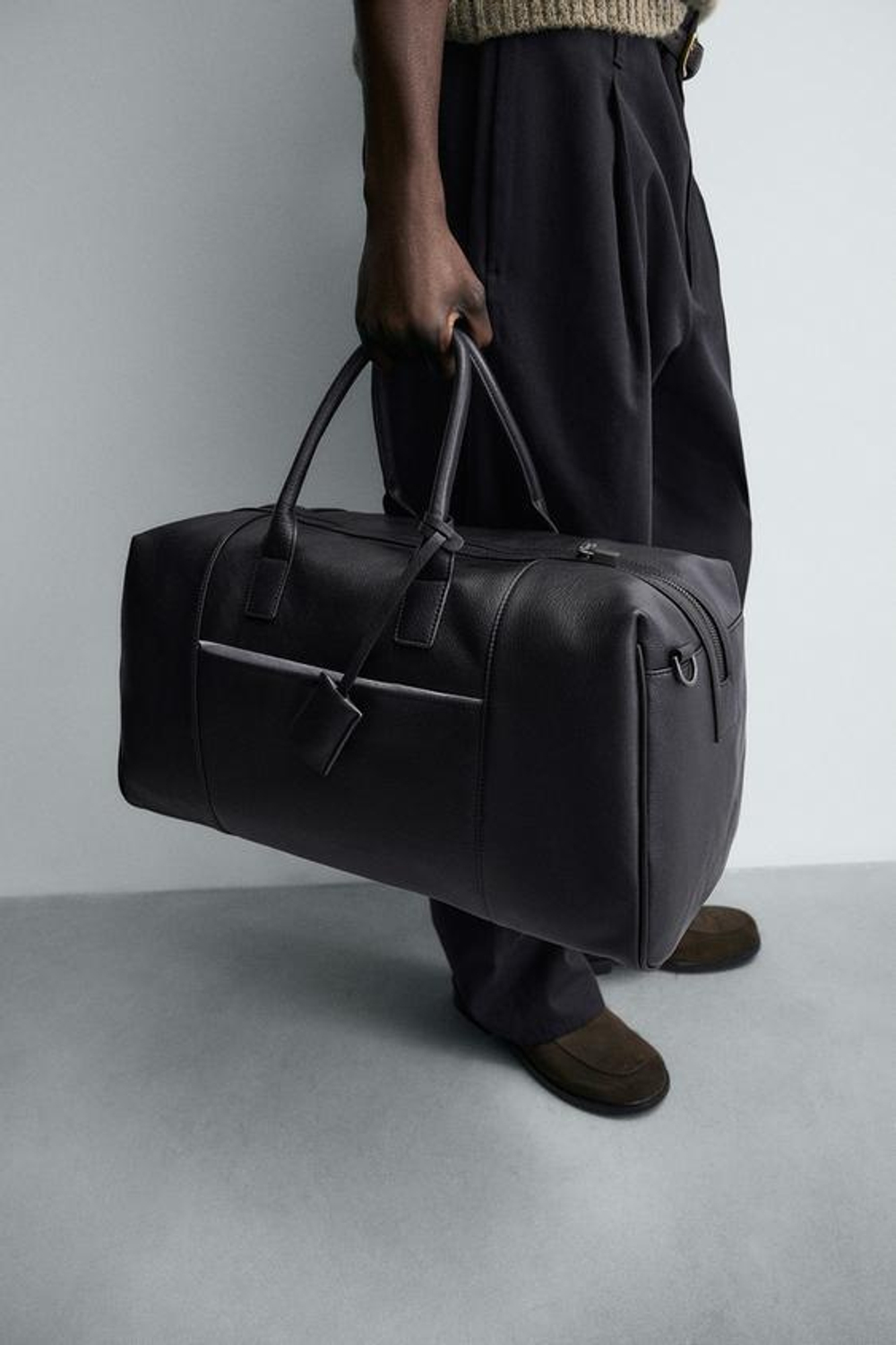 ZARA ДОРОЖНАЯ СУМКА ИЗ КОЖИ, ЧЕРНЫЙ