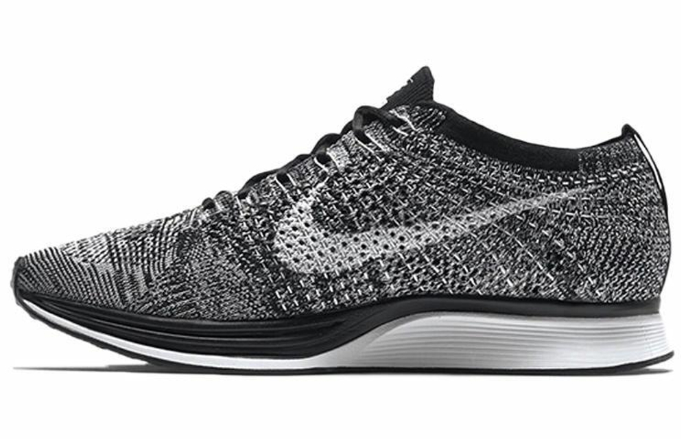 Кроссовки Nike Flyknit Racer Oreo 2