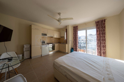 "Thalassa Beach Resort", Northern Cyprus, BAFRA. Первая линия Средиземного моря в элитном регионе Бафры, песчаный берег. Международный гарантированный титул недвижимости с землей. Управление по типу гостиницы 5 звезд