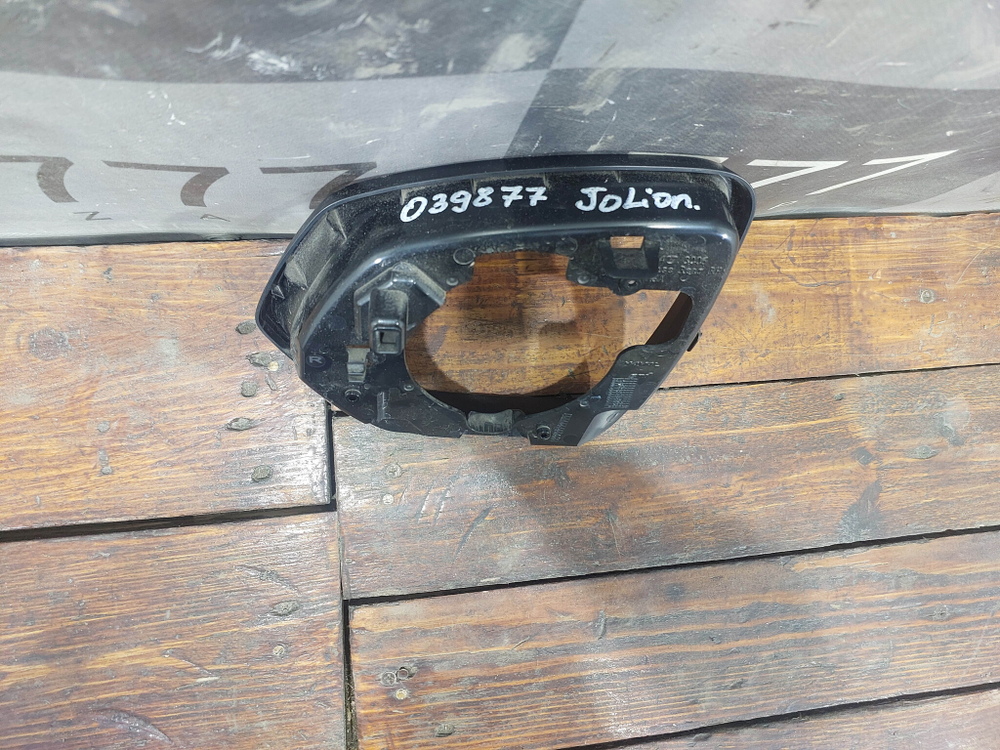 Корпус, Рамка зеркала правого Haval Jolion 21-нв Б/У Оригинал 24773006