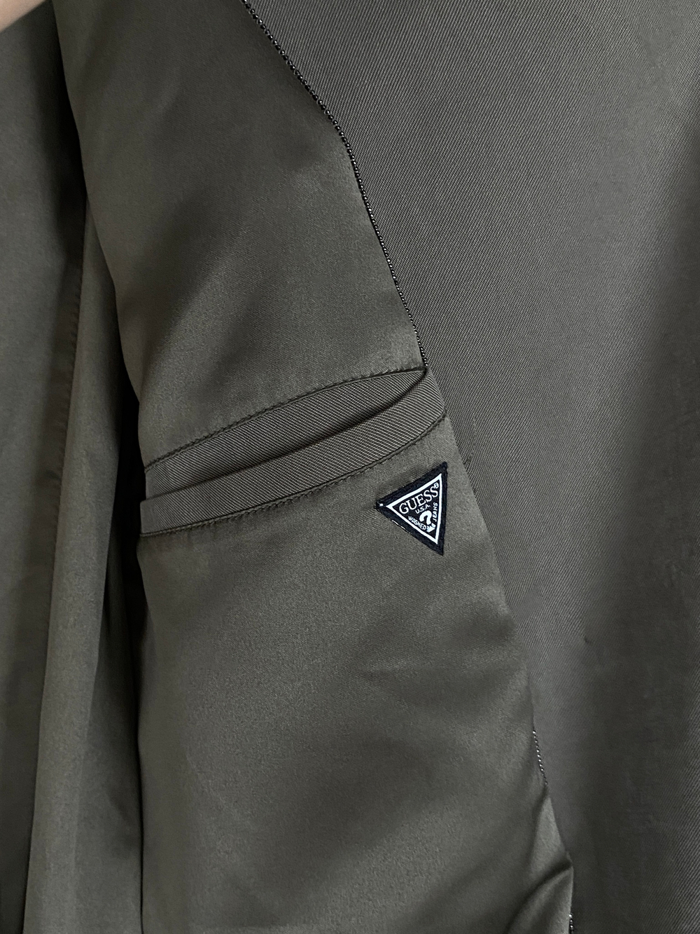 Тренч Guess