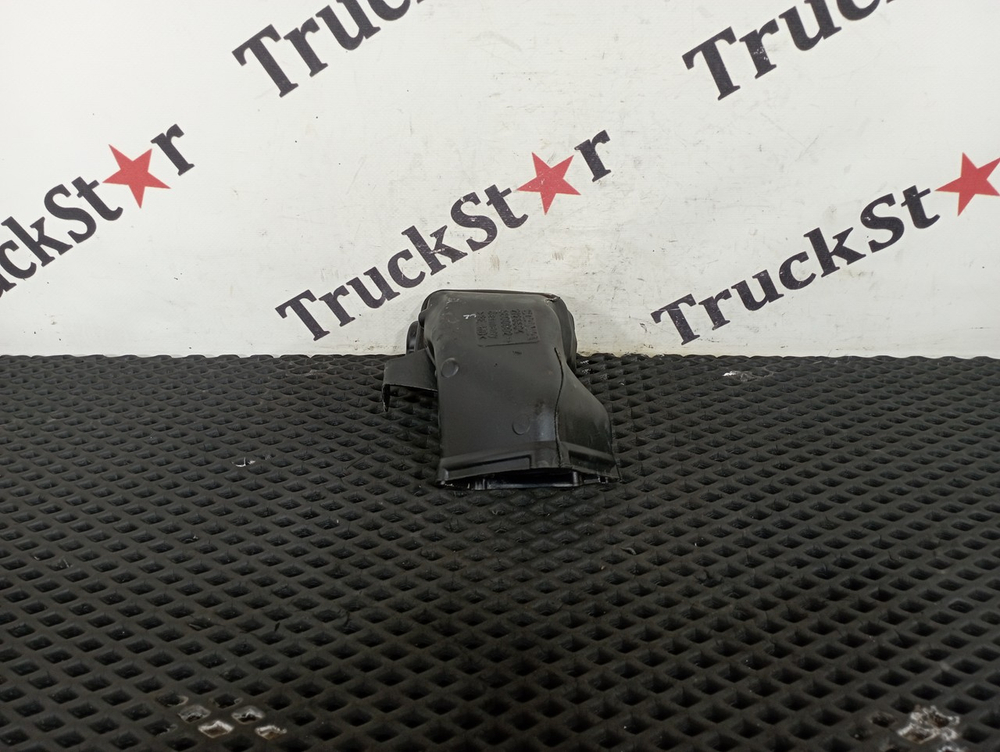 Воздуховод отопителя 2020г