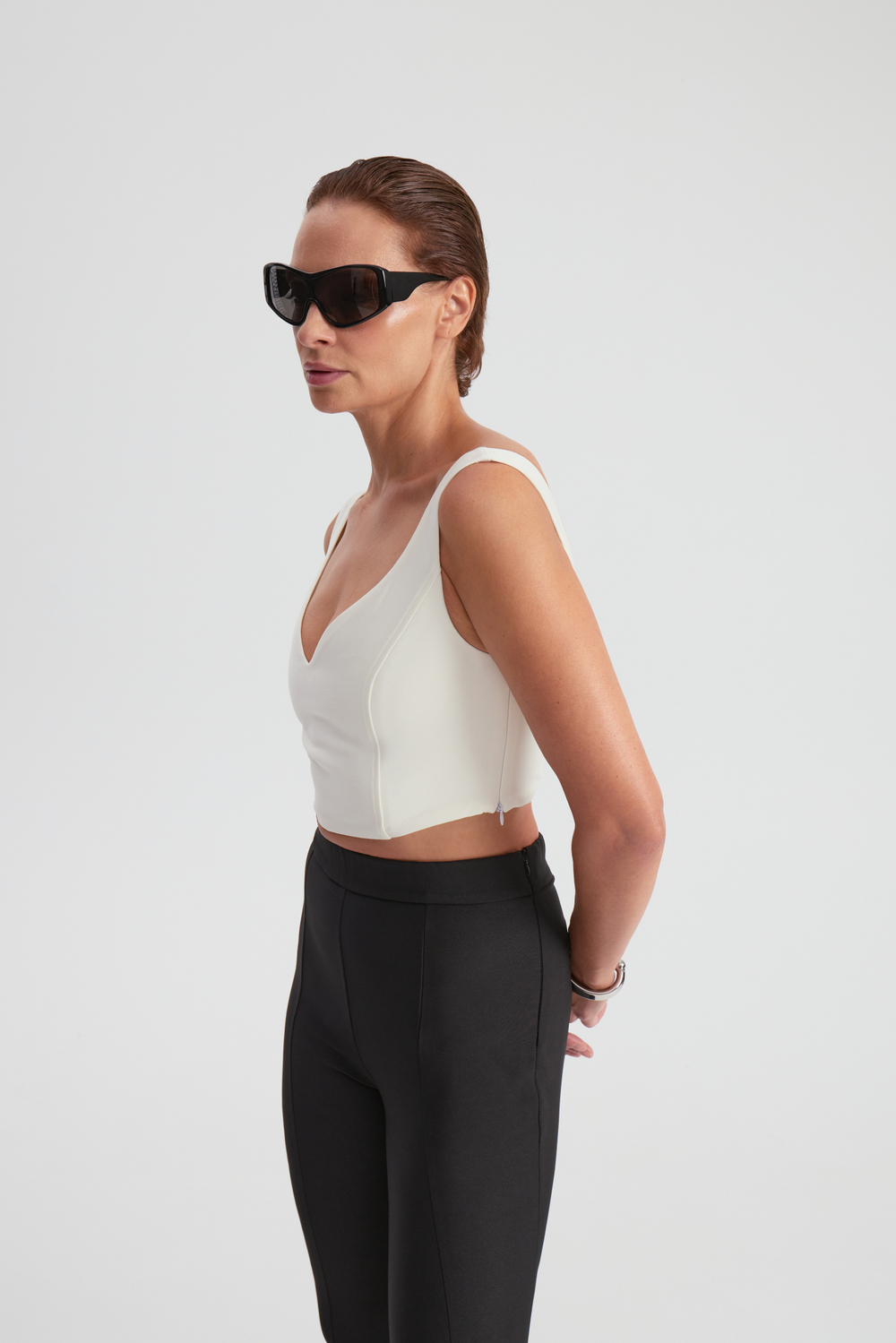 Топ молочный костюмный на молнии