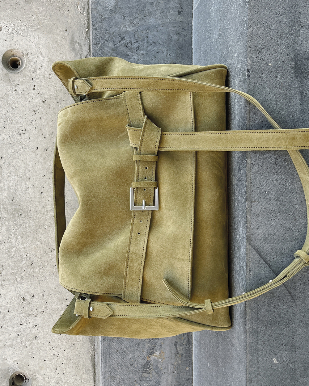 BOSS SUEDE KHAKI