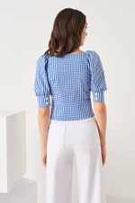 22840 Блузка женская (синий клетка)