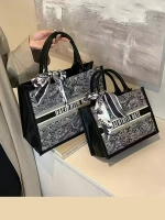 Сумка для учебы большая а4 тоут черная y2k с бантиком