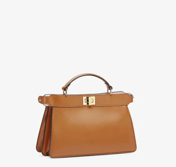 Сумка Fendi Peekaboo Iseeu East-west