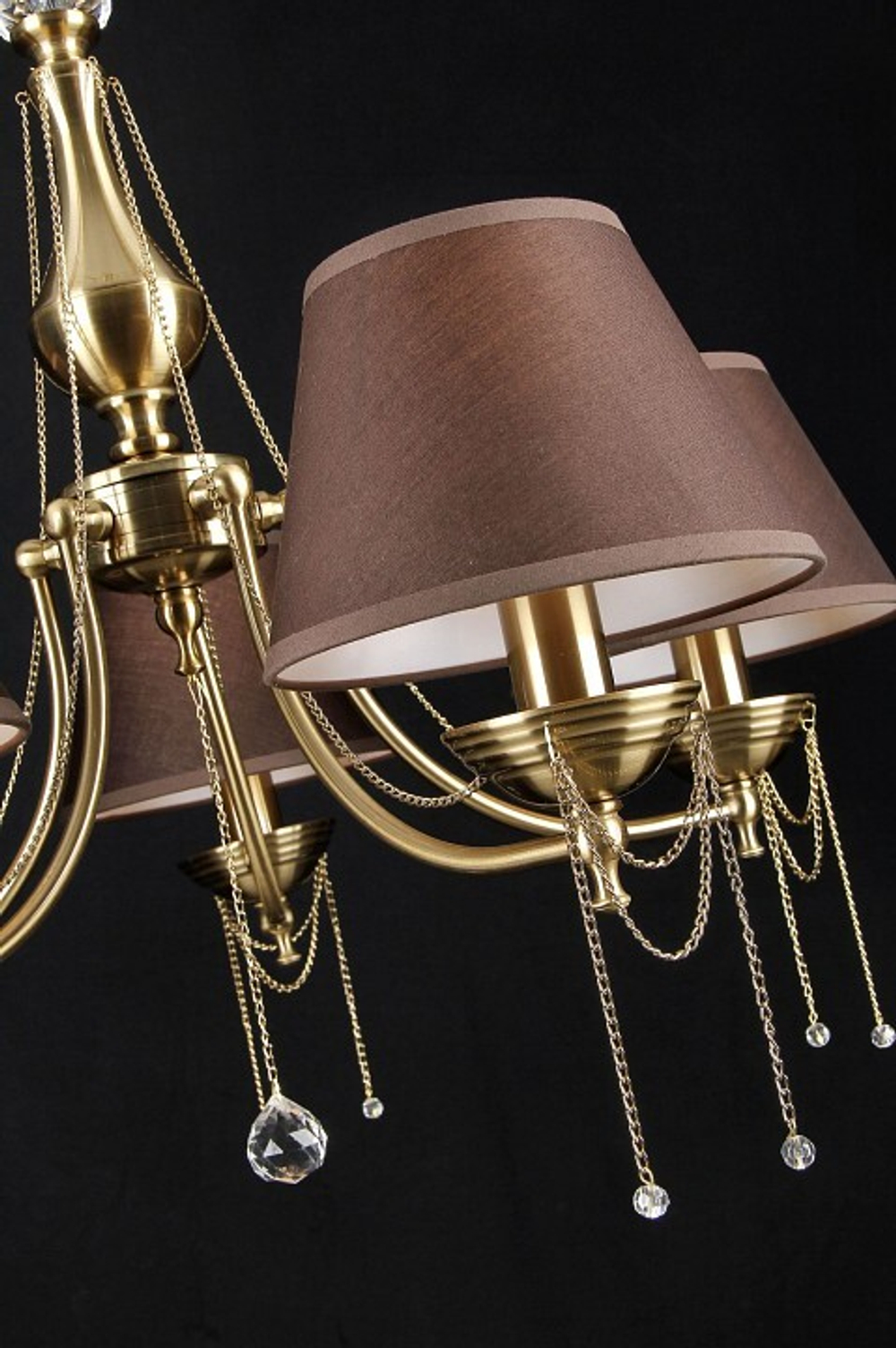 Подвесная люстра Maytoni RC0100-PL-05-R