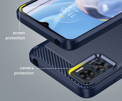 Защитный чехол синего цвета с дизайном в стиле карбон для Motorola Moto E22i, серия Carbon от Caseport