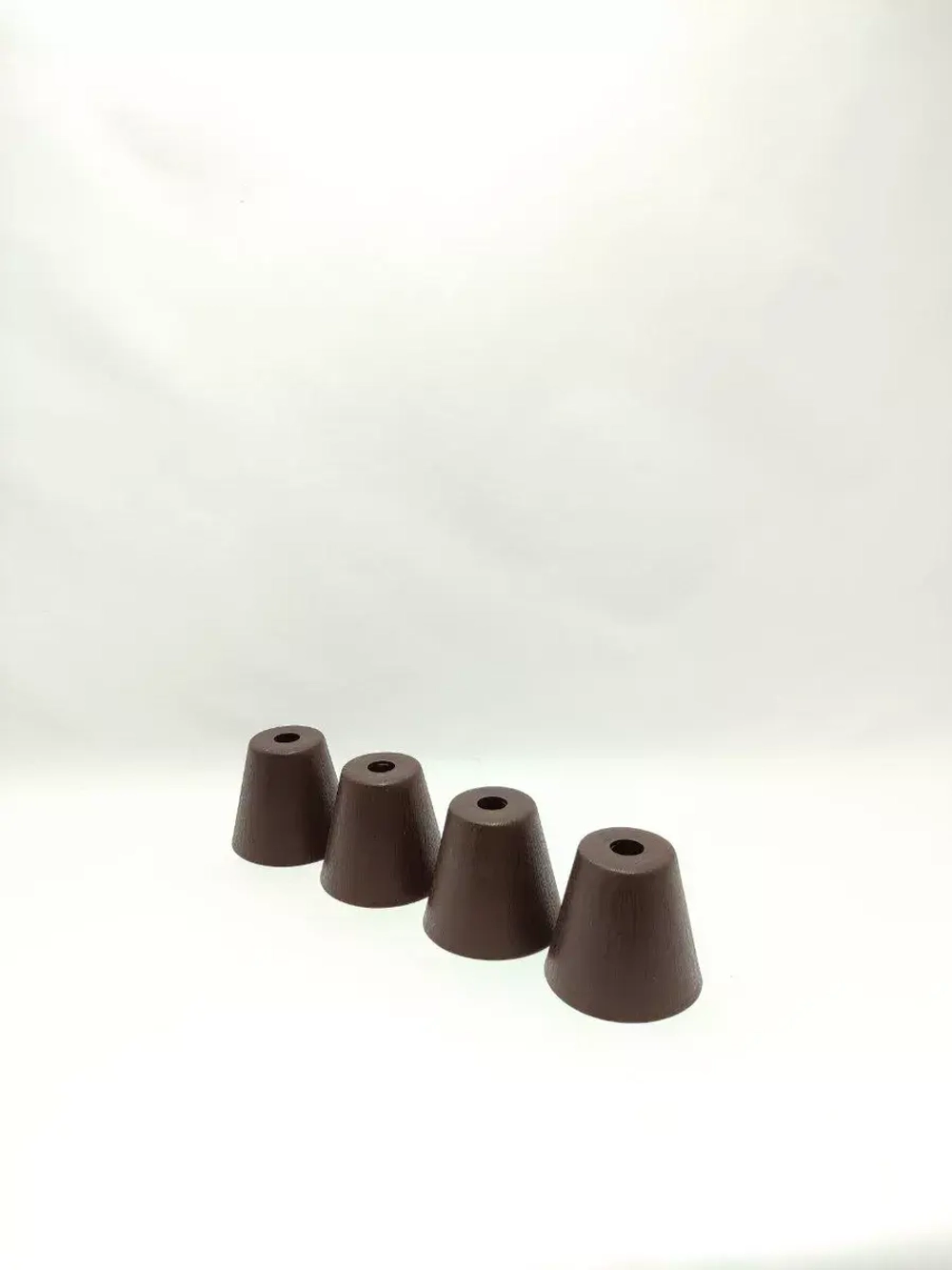 Мебельные ножки пластиковые для дивана шкафа и тумбочки