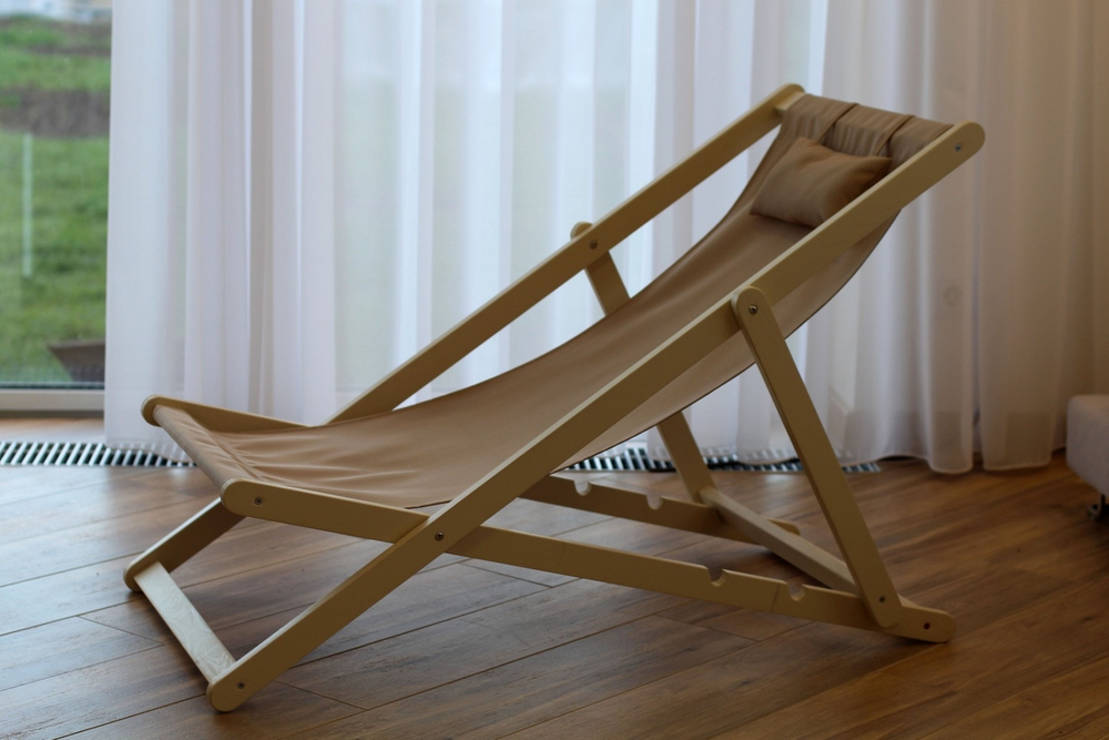 Кресло -шезлонг Альбатрос арт.А68-МТ001 (каркас коричневый, ткань бежевая)