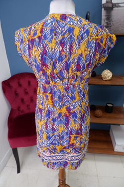 Платье из вискозы с принтом 42 размер