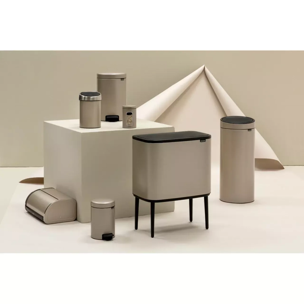 Brabantia - NewIcon Контейнер для мусора Gold Metalic, 12 л. / артикул   304446  / GTIN 8710755304446