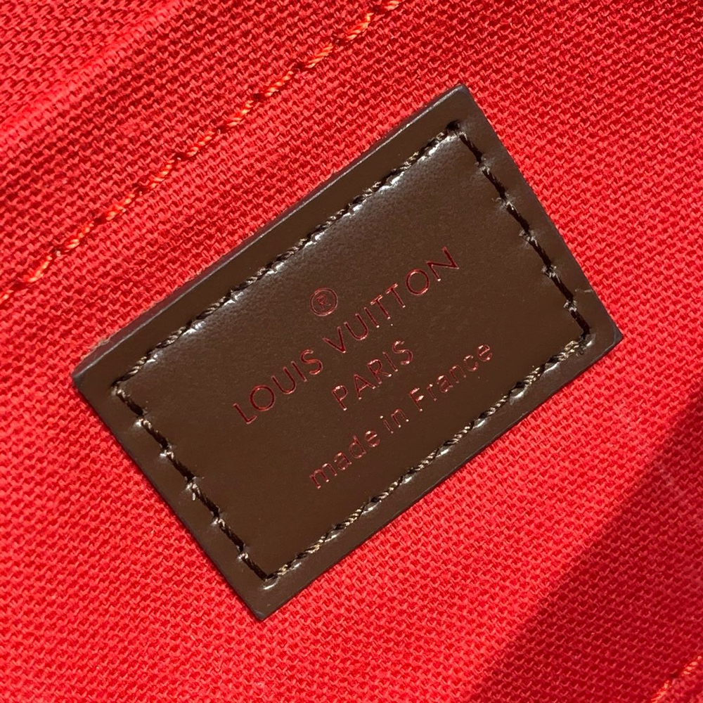 Louis Vuitton Favorite PM