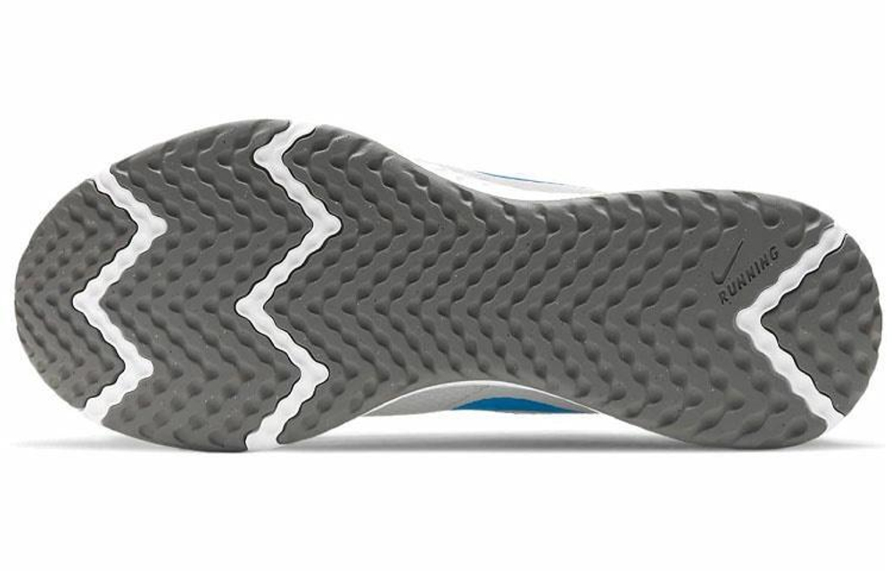 Кроссовки Nike Revolution 5
