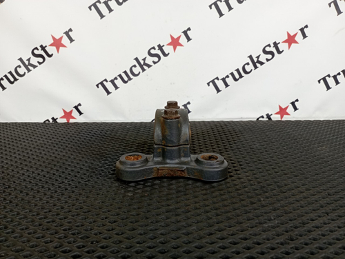 Кронштейн переднего стабилизатора 2017г